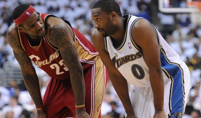 场队员输送 场队员输送